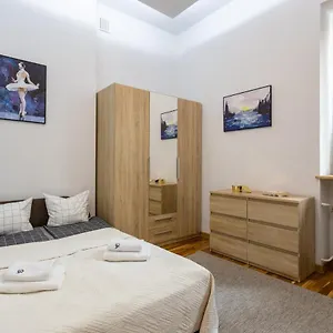 Golden - Big Luxury In Location - Wspolna , Warszawa Polska